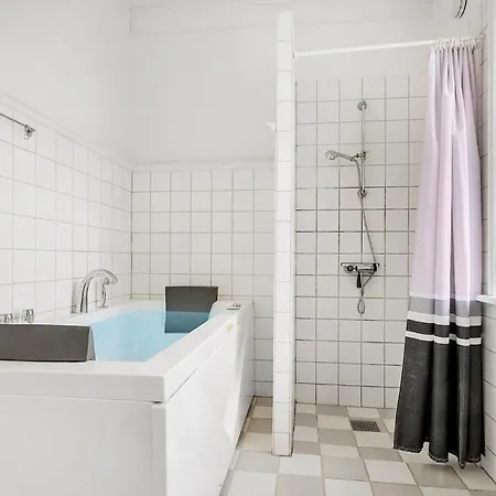 Gorgeous In With Wifi Bredebro