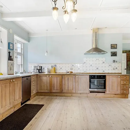 Gorgeous In With Wifi Feriehus *